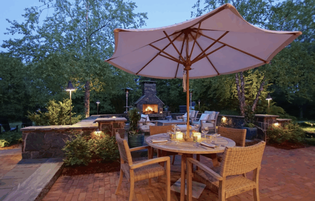15 Must-Haves for a Beautiful Outdoor Living Room Design